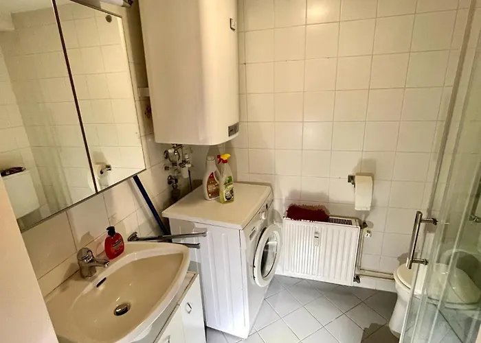 Jakomini Wohnung, Zentral, Post Apartman